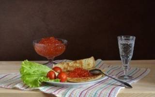 Водка в стакане