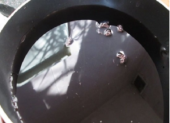 Вишневый сок в кастрюле