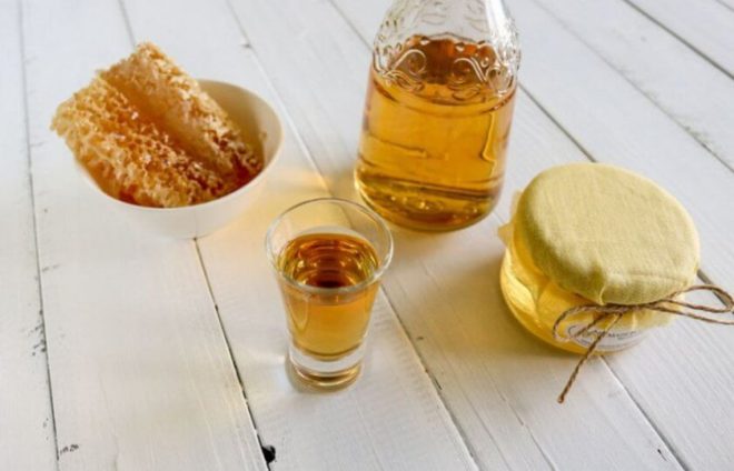 Лечебные свойства медовых настоев