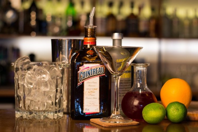 рецепт классического космополитичного коктейля