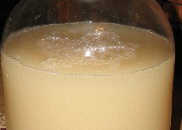 Зачем делать самогон 96,6%. Он же мёртвый.