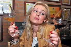 Аллергия на вино: причины, симптомы и методы лечения