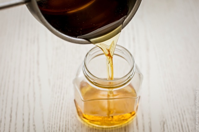 Как правильно вносить сахар в брагу из фруктов