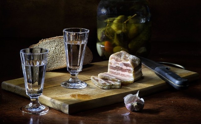 Самогон из хлеба (без дрожжей, солода, сахара) – рецепт браги