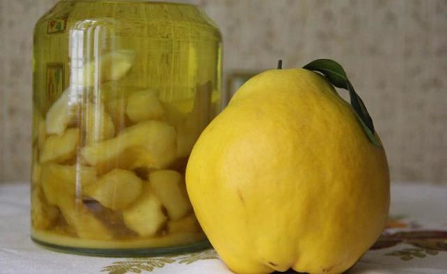 Вино из айвы в домашних условиях – простой рецепт